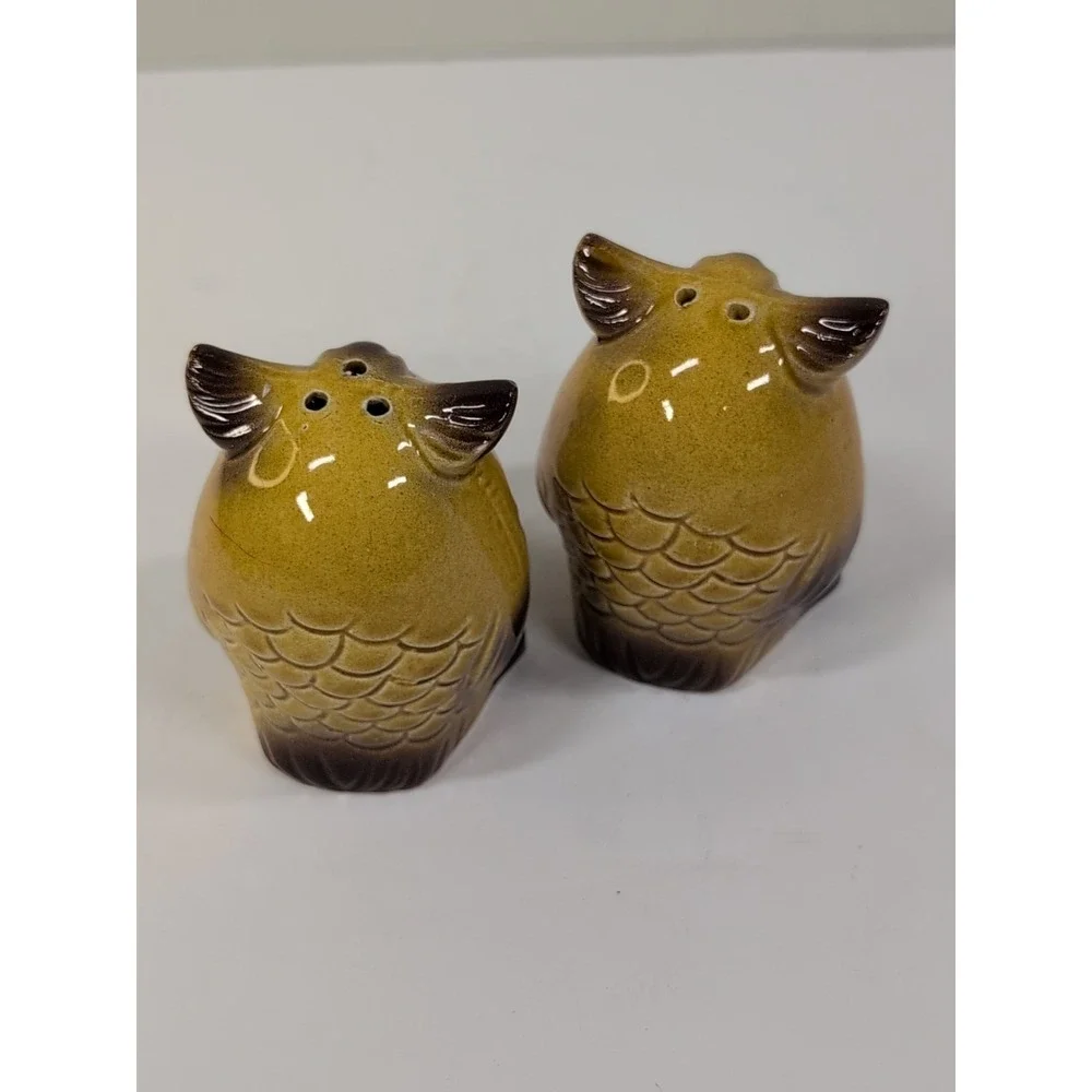 Vintage Brown Ceramic Owl Salt & Pepper Shakers 3